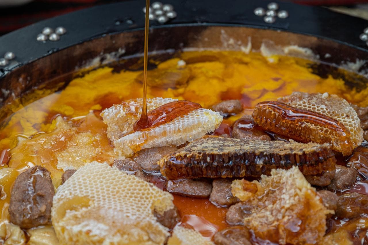 Live cooking experience with an overnight stay at a country lodge