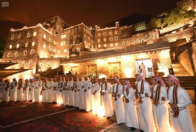 Summer in Asir!! 4-night package with sightseeing tours and transportation services