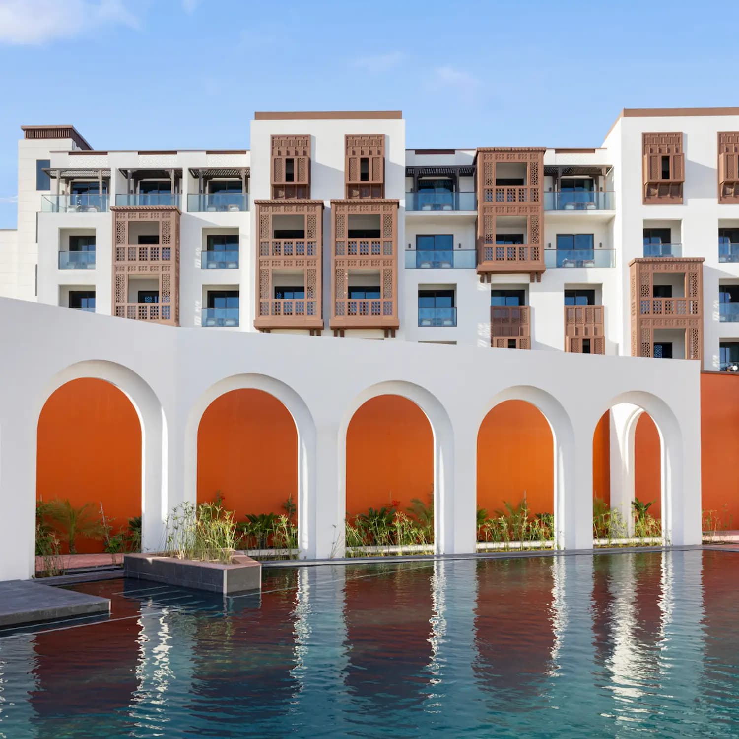 Paquete familiar de Umrah con actividades y eventos entre La Meca y Rixos Marjana.