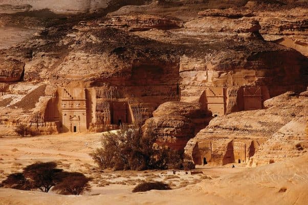 العلا:جولة الباصات الترددية في الحِجر، الجولة الأيقونيةللمجموعات