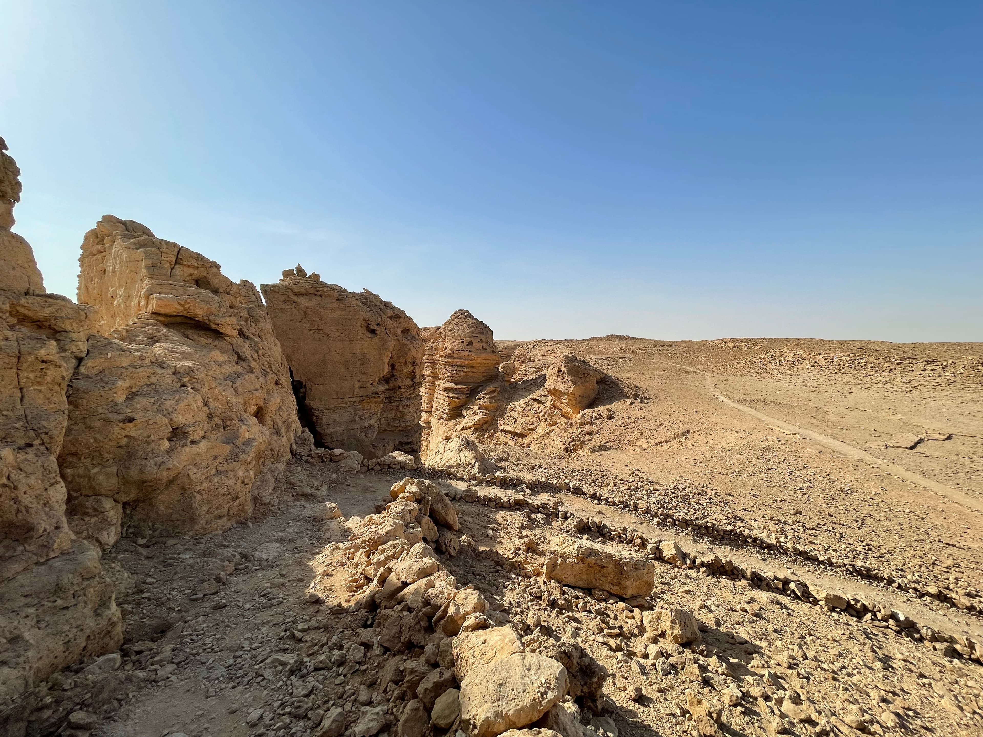 다르마: Hayk Darb Al-Manjur Al-Jabali