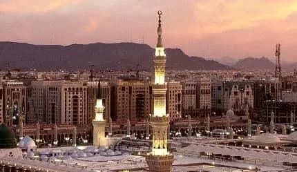 رحلة العمرة الفاخرة 7 أيام – مكة والمدينة مع تجارب ثقافية